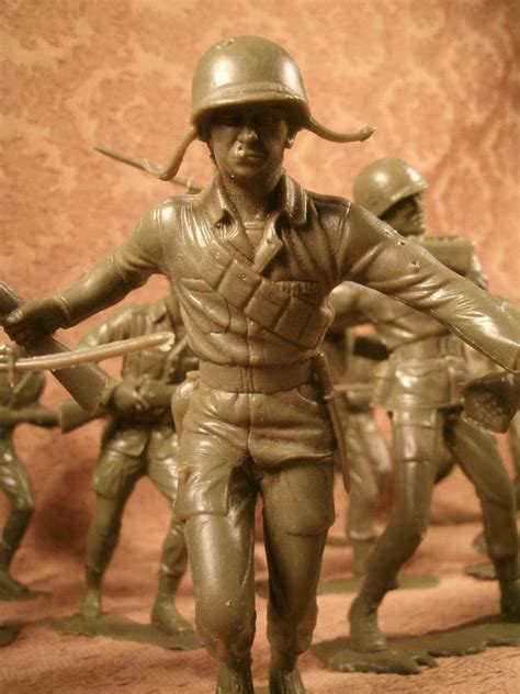72 + $22. . 1960s plastic toy soldiers